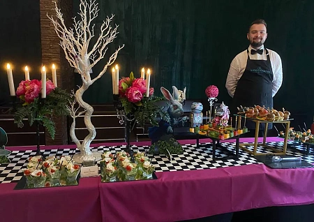 Персонал и обслуживание