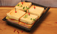 Мини-сэндвичи и сэндвич-роллы : Мини-сэндвич с ветчиной и сыром за 166  руб. (превью)