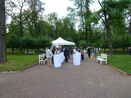 Фуршет в парке Останкинского дворца