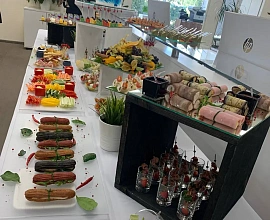 Фуршет на 75 персон