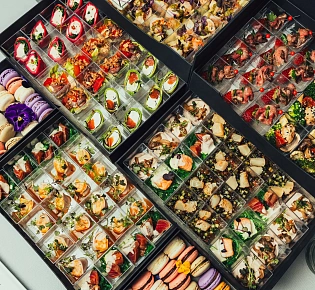 Фуршетный набор к 8 марта «Василиса Премудрая»