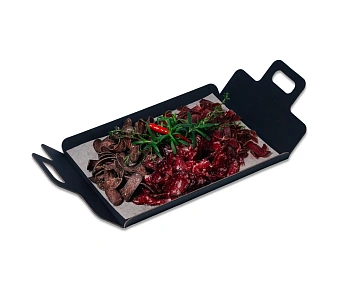 Мясное ассорти по-кавказски: казы, бастурма, суджук