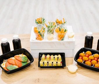 Фуршетный сет с мини-пиццей на 5 персон