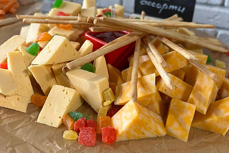Фуршет с рассадкой и бар на 75 персон