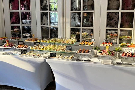 Фуршет и лимонад бар на 45 персон