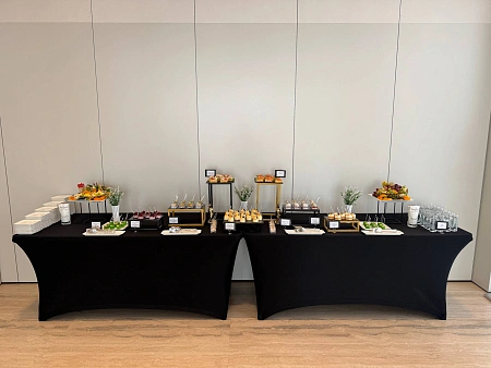 Фуршет на 59 персон на деловое мероприятие СТОУН