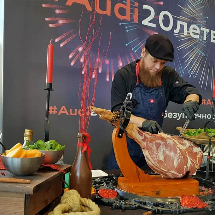 Анимационные станции для Audi