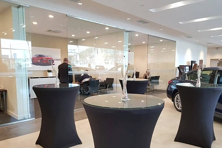 Фуршет в автосалоне Infiniti